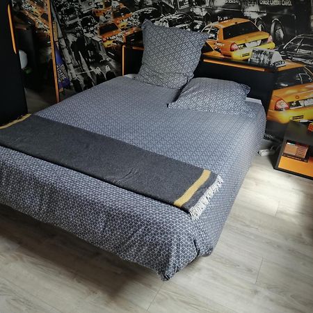 Bed and Breakfast Posez Vous Chez Moi Champagne  Екстер'єр фото